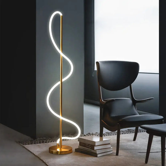 Sleek Gold Led Floor Lamp - Stylish Spiral Design For Warm/White Reading Light / White