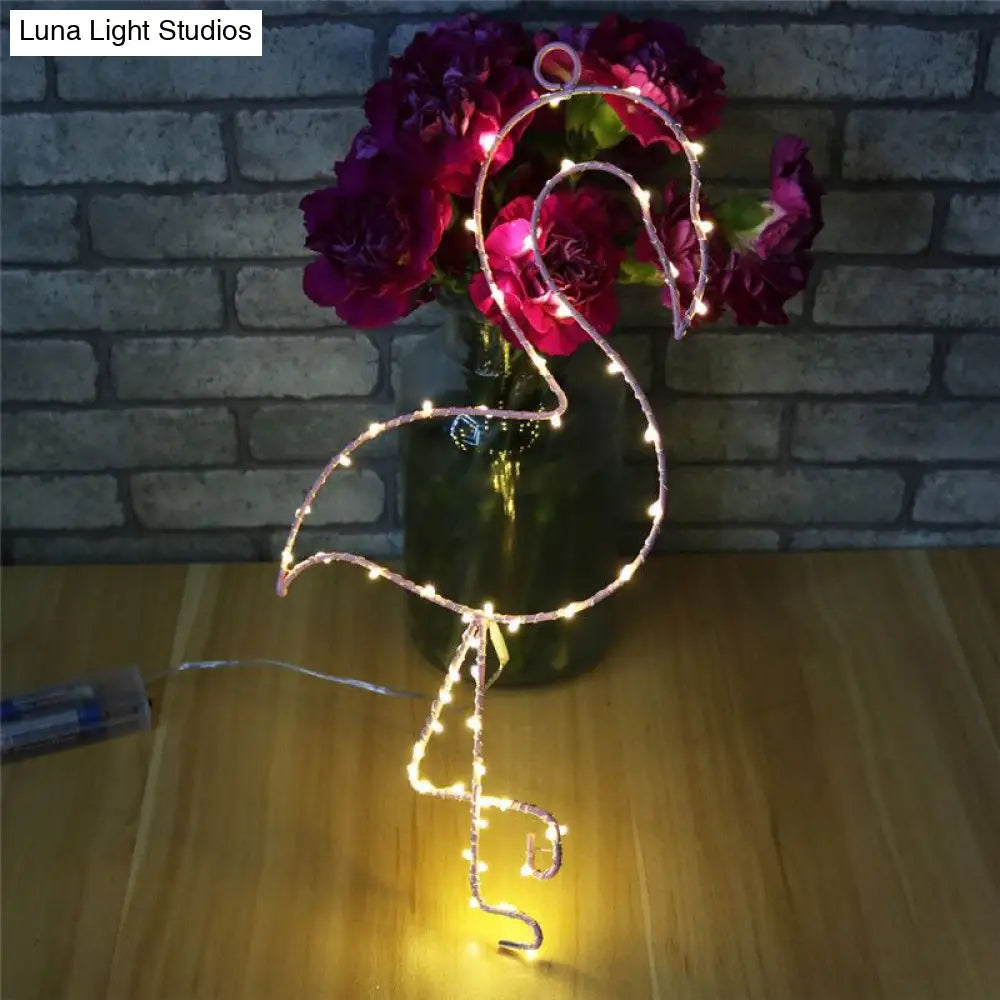 Sleek Metal Flamingo Wall Light With Battery-Operated Led For Simplicity And Style