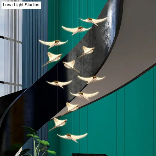 Solviera Branch Staircase Chandelier – Luxury LED Statement Light