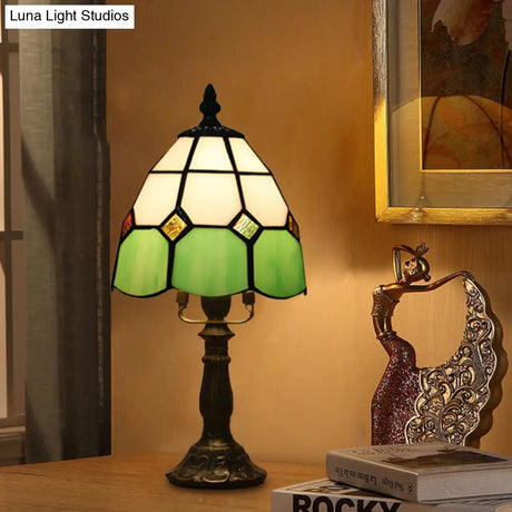 Stained Glass Dome Night Light - Artistic Mission Style Beige/Yellow/Orange Grid Pattern Ideal