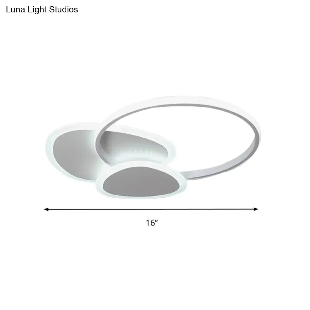 Stylish Flaky Triangle Ceiling Light: Modern Acrylic Led Flush Mount Lamp (16/18 W) In White/Coffee