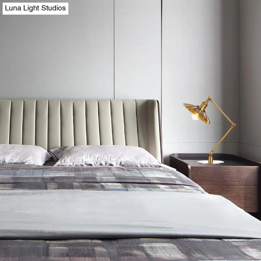 Stylish Flared Table Lamp - Industrial Metallic Accent With 1 Light For Dining Room Gold 8+8/8+8+8