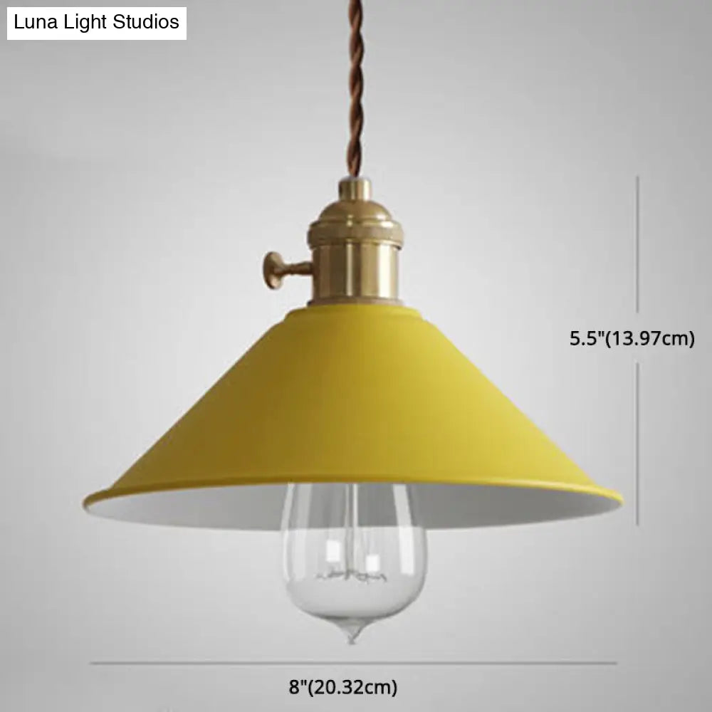 Tapered Metal Pendant Lamp For Modern Dining Room Lighting