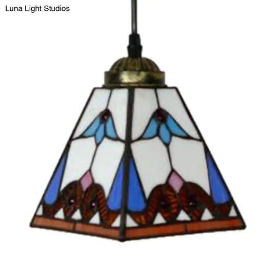 Tiffany-Style Black Glass Pendant Light - Magnolia/Shell Hanging Lamp