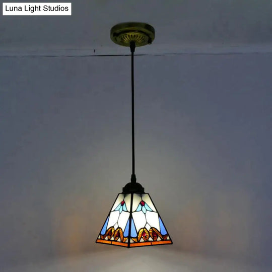Tiffany-Style Black Glass Pendant Light - Magnolia/Shell Hanging Lamp