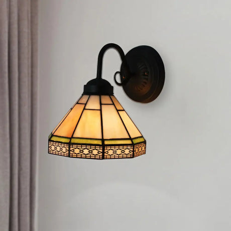 Traditional Geometric Stained Glass Wall Sconce - 1 Light For Dining Room Lighting Beige