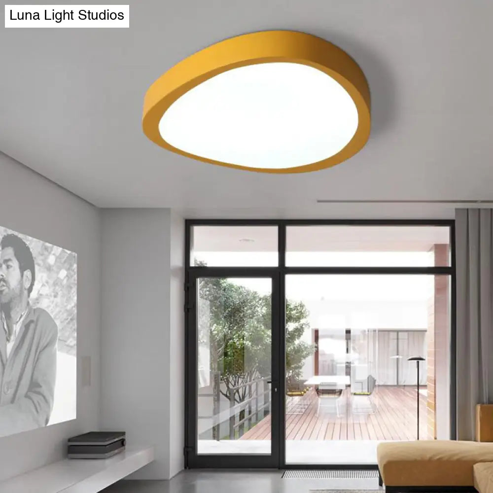 Triangle Acrylic Shade Led Flush Mount Ceiling Light In Warm/White 14’/18’/21.5’ Long For