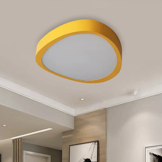 Triangle Acrylic Shade Led Flush Mount Ceiling Light In Warm/White 14’/18’/21.5’ Long For
