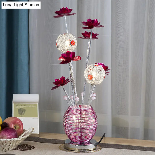 Tseen Kee - Pink/Red Led Rose Table Light: Aluminum Spherical Nightstand Lamp