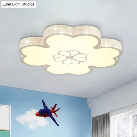 Ultrathin Acrylic Led Bedroom Flush Mount Lamp With Cartoon Flower Design In White/Blue