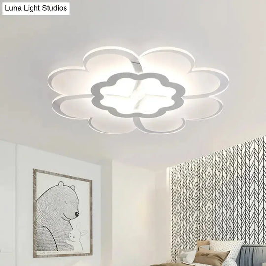 Ultrathin Flower Flushmount Led Ceiling Light - Minimalistic And Stylish For Bedroom Available In
