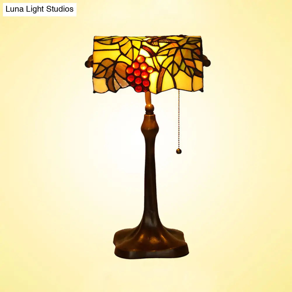 Victorian Night Lamp With Hand Cut Glass Grape And Leaf Design 1 Light Pull Chain