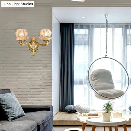 Vintage Brass Wall Sconce With Crystal Flower Shade For Elegant Living Room Lighting