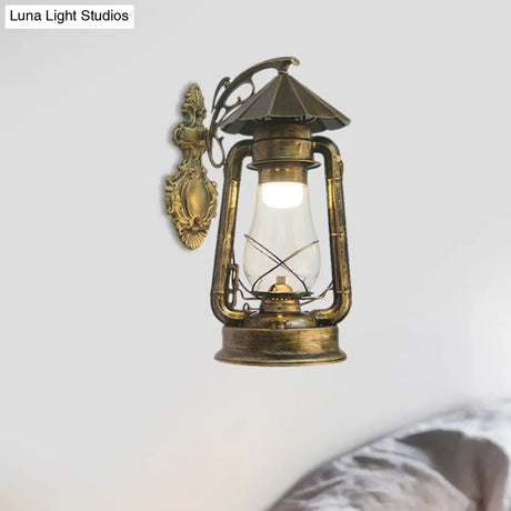 Vintage Clear Glass Lantern Wall Sconce For Outdoor Lighting With Single Bulb In Black/Bronze/Copper