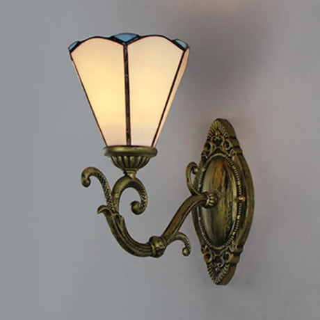 Vintage Conic Sconce Lamp: Stained Glass Wall Lighting In White/Green For Corridors White