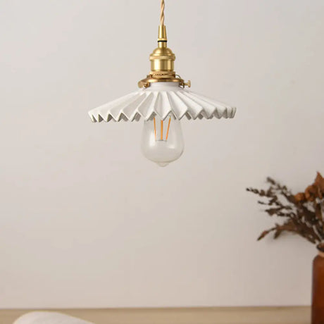 Vintage Scalloped Shade Pendant Ceiling Light - Single Hanging Lamp For Dining Room In Black/White