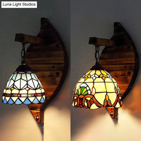 Vintage Stained Glass Wall Sconce In Beige/Blue For Corridors