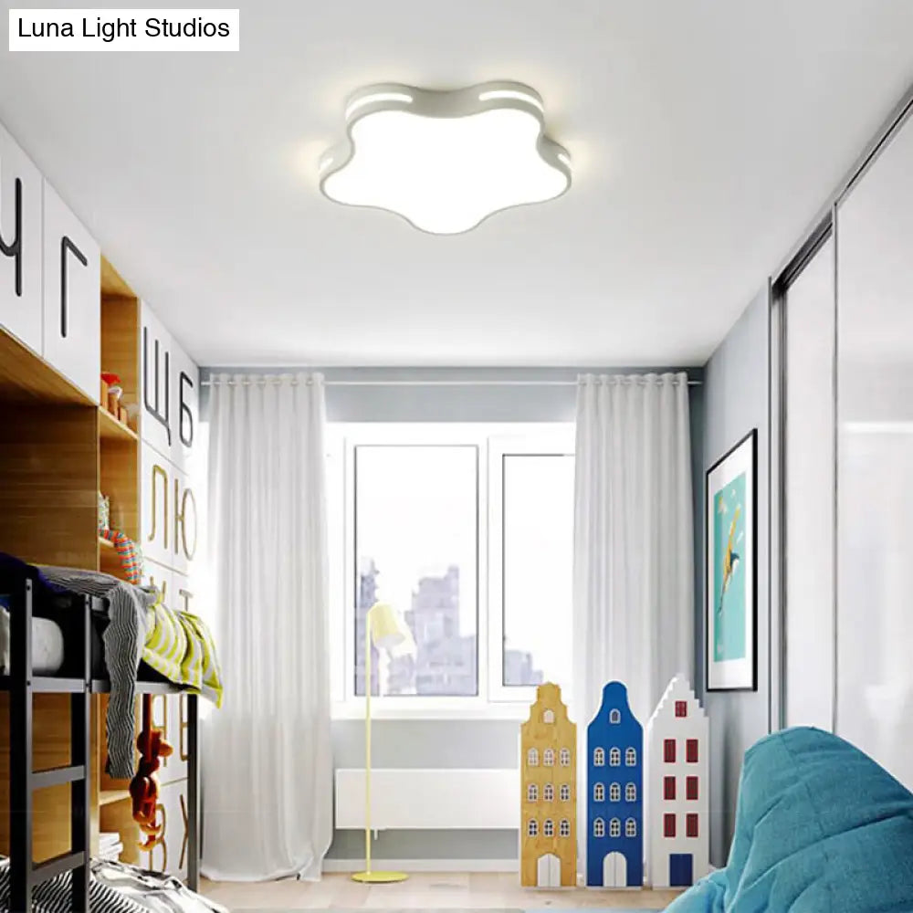 White Acrylic Led Ceiling Flushmount - Minimalist Star Design 19.5’ Wide