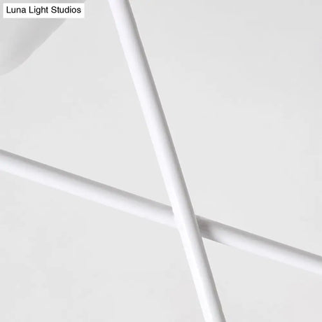 White Simple Style Metal Desk Lamp For Girls Bedroom With 1 Light
